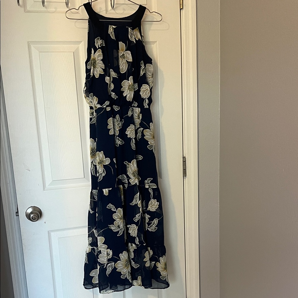 Robbie Bee Navy and Cream Floral Maxi Dress